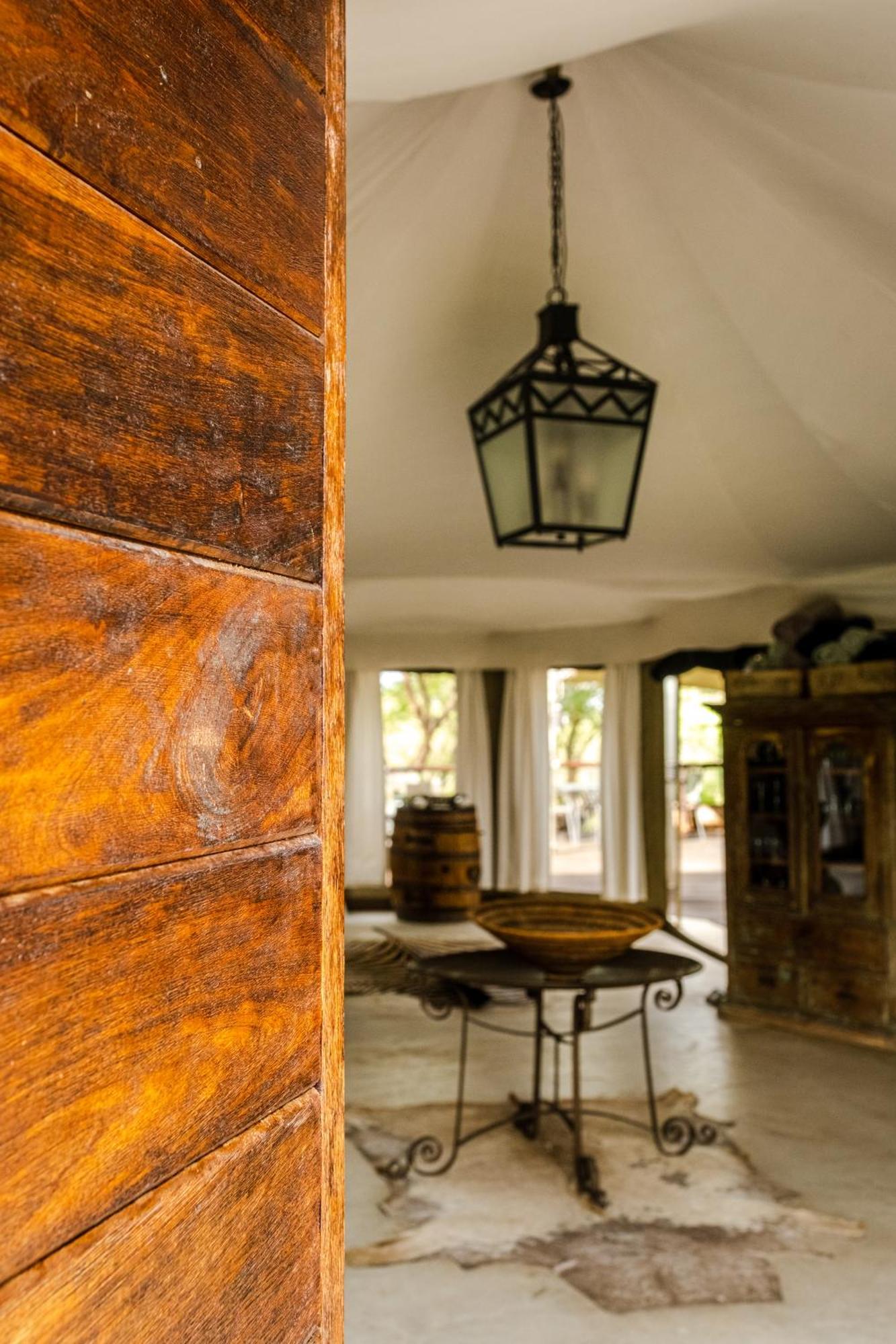 Taranga Safari Lodge Рунду Экстерьер фото